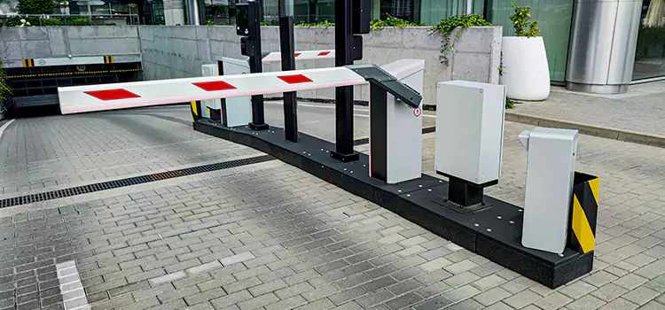 Custom Gate Design & Integration Vista